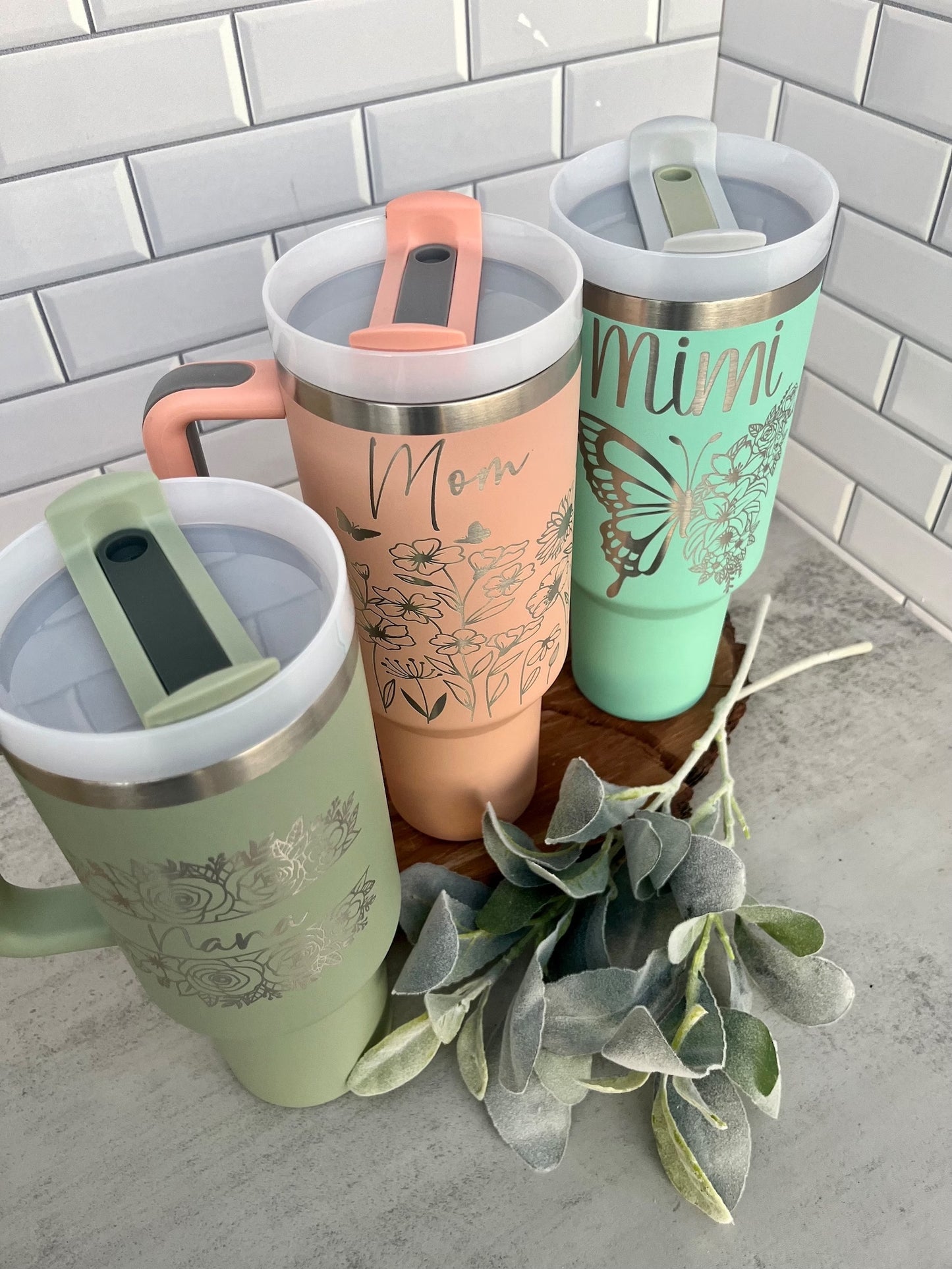Personalized Tumbler with Handle | 40oz |